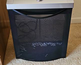 Privacy Guard 5-Sheet Cross-Cut Paper Shredder