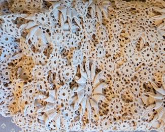 Large Vintage Irish Crochet Tablecloth