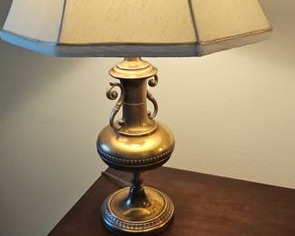 Vintage Stiffel Brass Urn Table Lamp