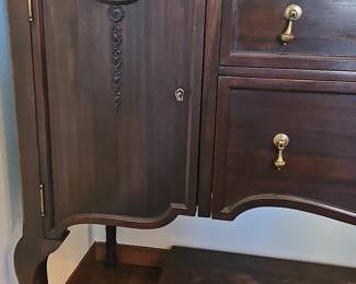 Antique Mahogany Sideboard with Carved Shell Motif and Cabriole Legs