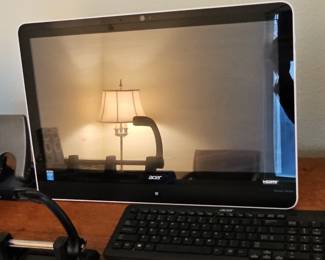 Acer Aspire Z3 Series All-in-One Desktop Computer