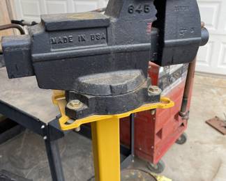 Wilton mechanics vise