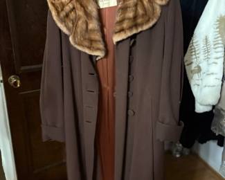 . . . vintage coat with fur collar