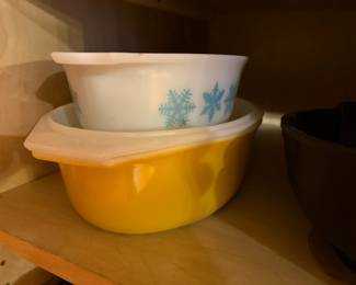 . . . vintage Pyrex