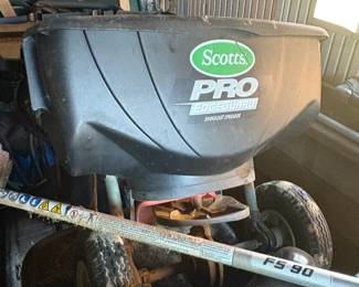 . . . Scott's spreader