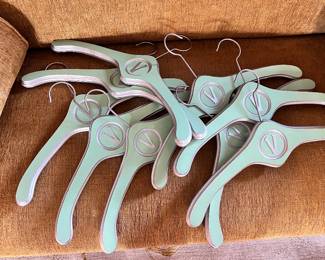 “V”abulous hangers