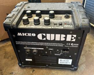 Roland Micro Cube Guitar Mic Amplifier