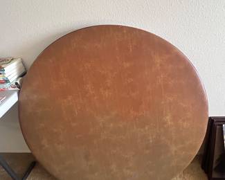Round Card Table