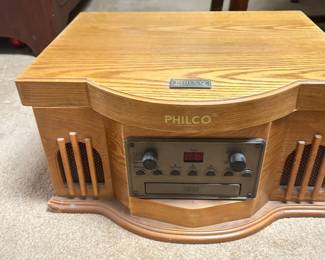 Philco Entertainment Center AM/FM, Cassette/ Turntable