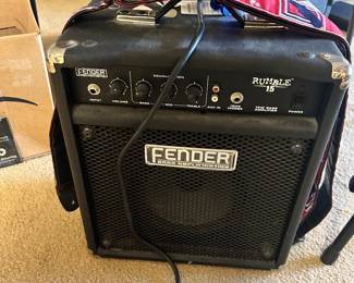 Fender Rumble 15 Bas Combo Amplifier