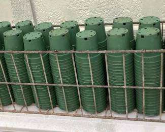 MMC128 200 Planter Pots & Galvanized Metal Crate