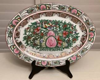 MMC040 Chinese Porcelain Rose Medallion Oval Serving Plate