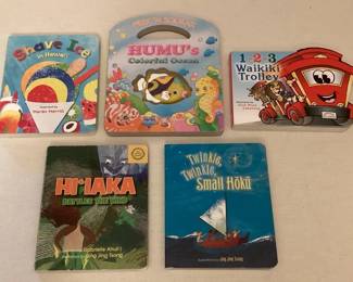 MMC008 Five Children’s Hawaiian Board Books