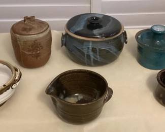 MMC059 Art Pottery Ceramic Dishes