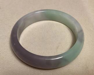 MMC115 Green, Purple & White Jade Bangle Bracelet