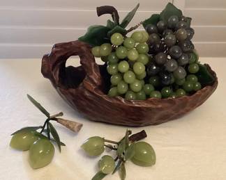 MMC043 Vintage Carved Wooden Basket & Acrylic Grape & Peach Clusters