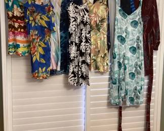 MMC028 Women’s Brand Named Hawaiian Clothing