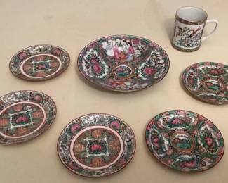 MMC062 Chinese Porcelain Rose Medallion Dishes