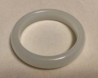MMC122 White Jade Bangle Bracelet