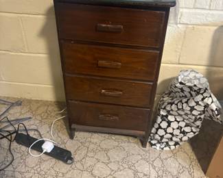 . . . cute chest of drawers