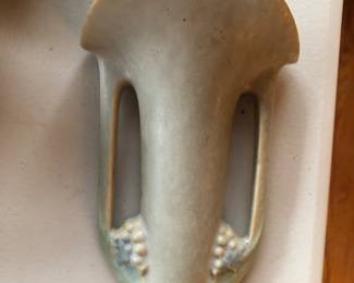 Another Carnelian wall pocket