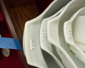 Green Daisy Pyrex Bowl 