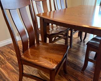 Dining Room Table Extension Table with self storing leaf, ^ curved bent chairs Amish?
