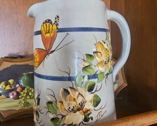 painted Marshall pottery