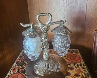 Salt and Pepper Shaker