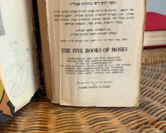 KTAV Publishing House The Five Books of Moses Translated by Rabbi Simon Glazer