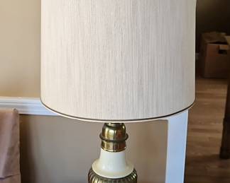 Vintage Stiffel Brass and Porcelain Table Lamp