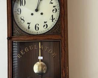 Regulator wall clock, pendulum wall clock