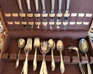 Set of silverware