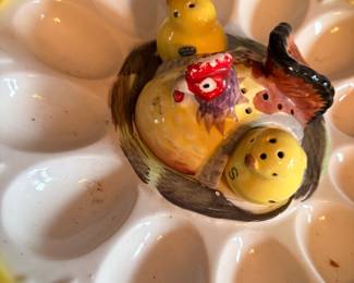 Adorable egg plate w/ salt and pepper shakers