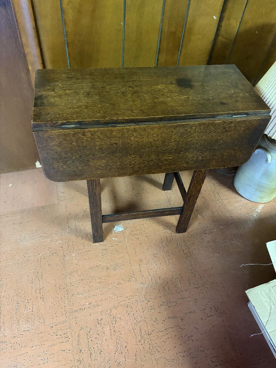 Stickley Drop Leave Table