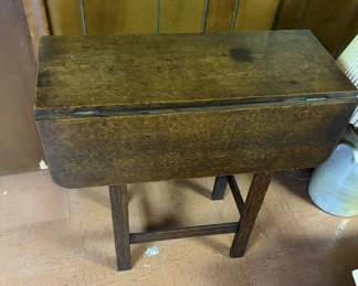 Stickley Drop Leave Table