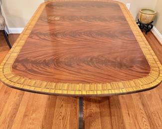 Figured mahogany dining table (w/2 leaves)