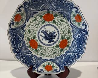 Blue & white Charger, poppies