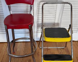 Vintage stools - Excellent Condition!