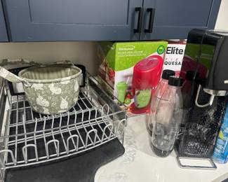 Sparkling water dispenser, quesadilla maker, drying rack
