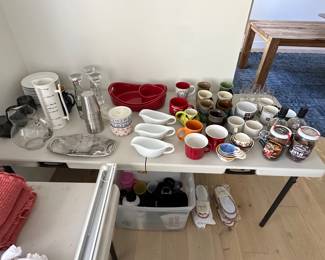 Kitchen misc, coffee cups