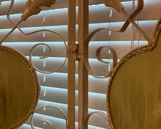 Metal Divider (Pattern Close Up)