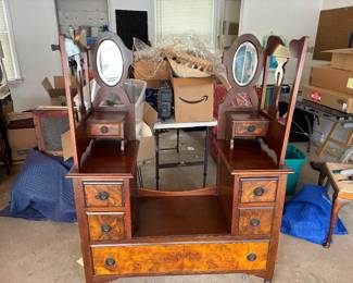 Late 19th\Early 20th century antique vanity