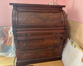 Late 19th/Early 20th century Roll Top Antique Desk