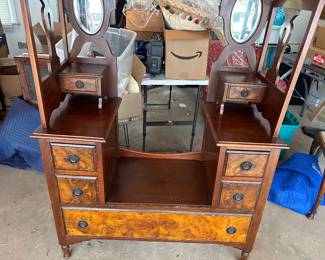 Late 19th/Early 20th Century Antique Vanity