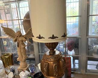 1960s era Hollywood Regency table lamp with original shade