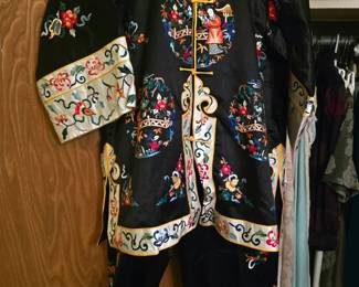 Asian Silk Chinese 2-piece silk set