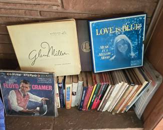 Vinyl albums and books