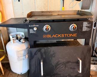 2 BlackstoneOriginal28OmnivoreGriddle