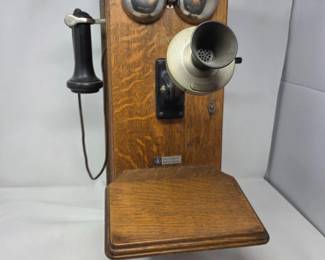 75 WesternElectricAntiqueWallTelephoneFeaturingQuartersawnOakCase